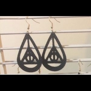 Faux leather earrings Deathly hollows Harry Potter